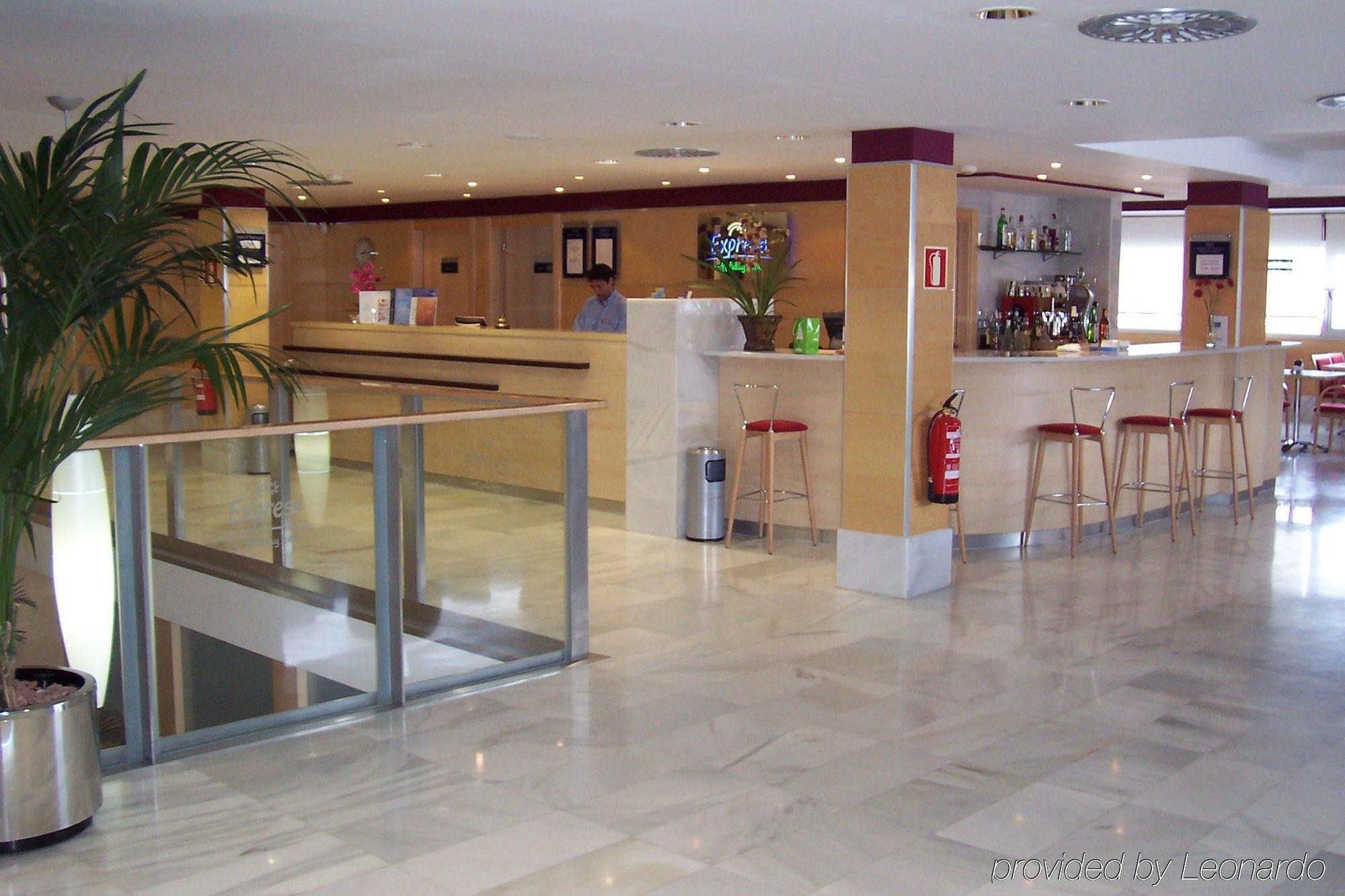 Holiday Inn Express Alcobendas, An Ihg Hotel Εξωτερικό φωτογραφία